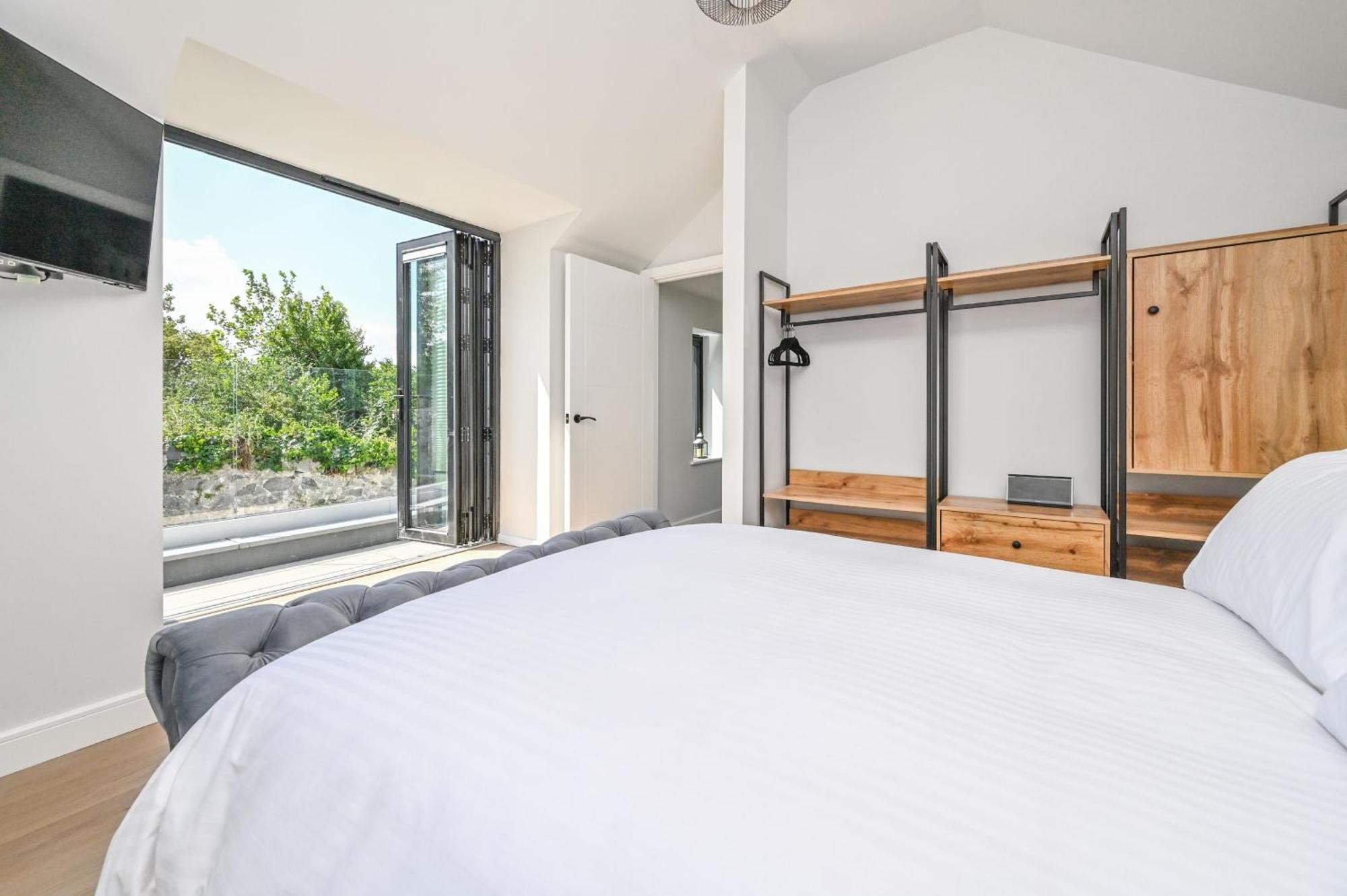 1 The Nest - Luxury Modern House Nr Beach & Bars With Sea Views & Free Parking Villa Charlestown  Esterno foto