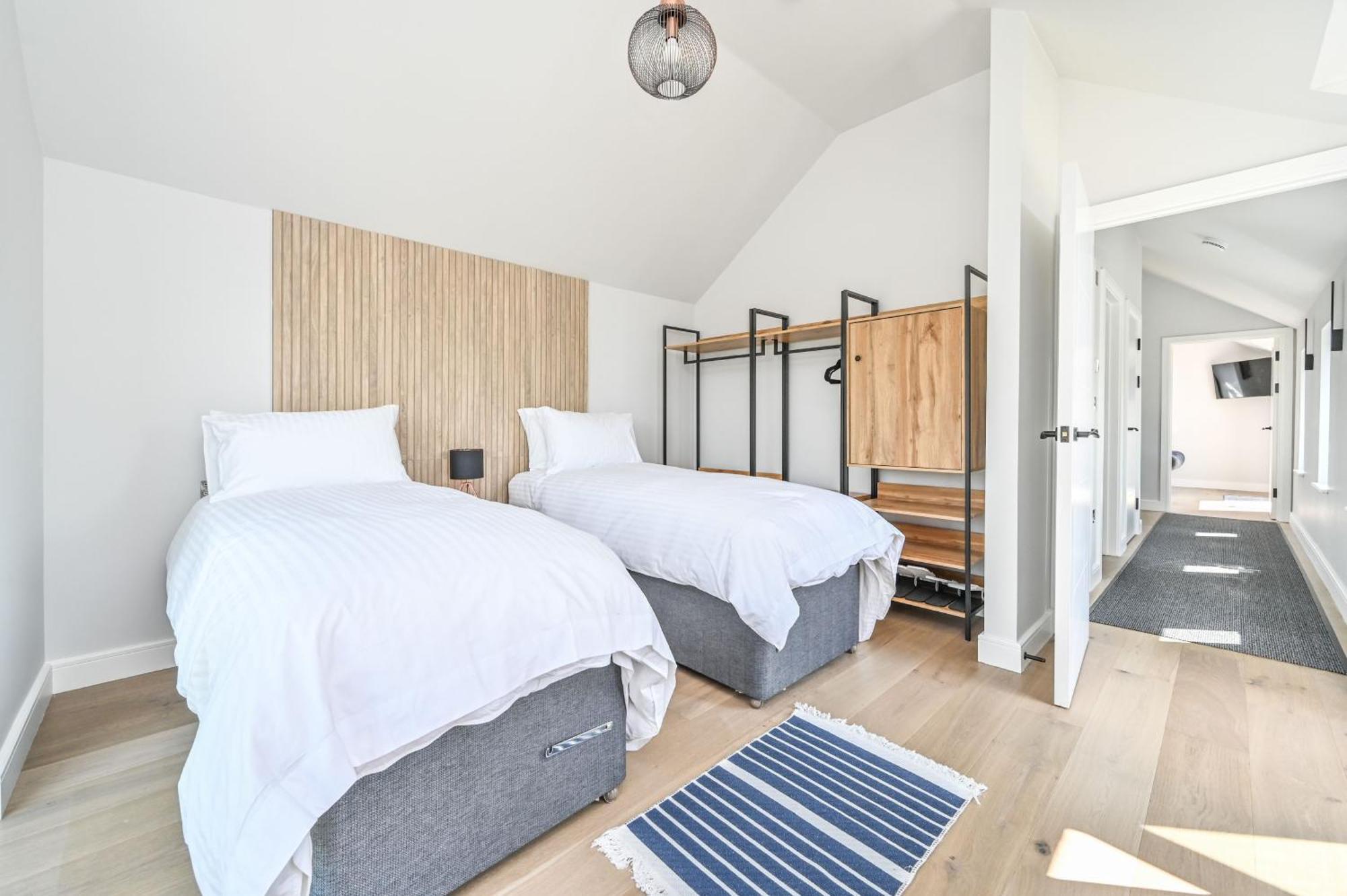 1 The Nest - Luxury Modern House Nr Beach & Bars With Sea Views & Free Parking Villa Charlestown  Esterno foto