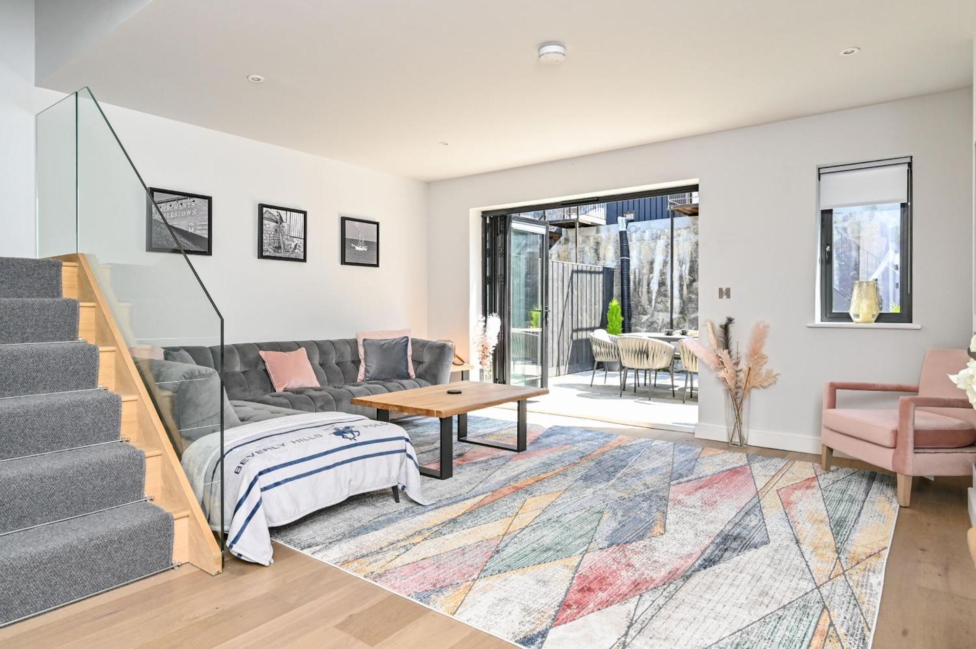 1 The Nest - Luxury Modern House Nr Beach & Bars With Sea Views & Free Parking Villa Charlestown  Esterno foto